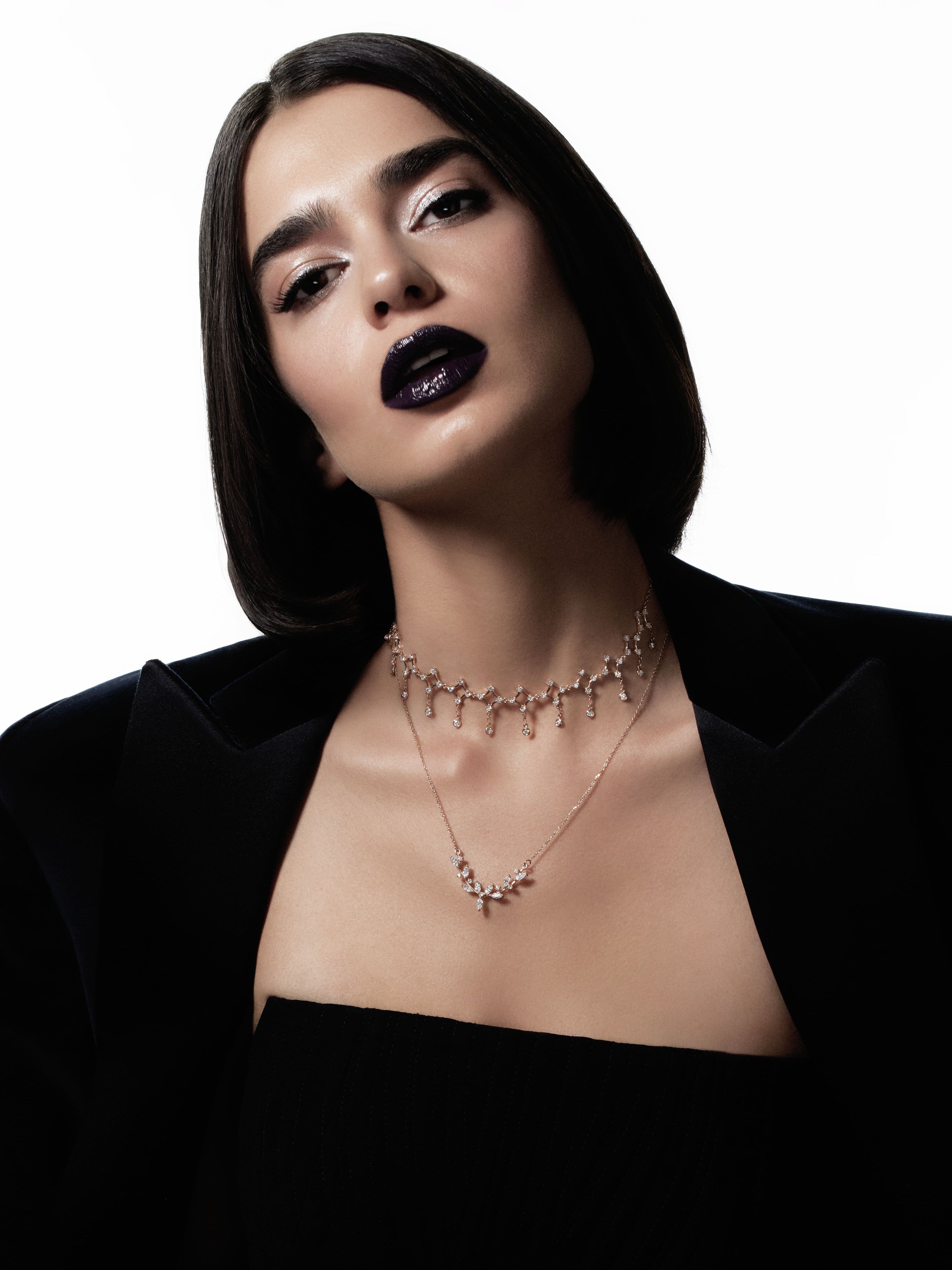 GLOWER NECKLACE